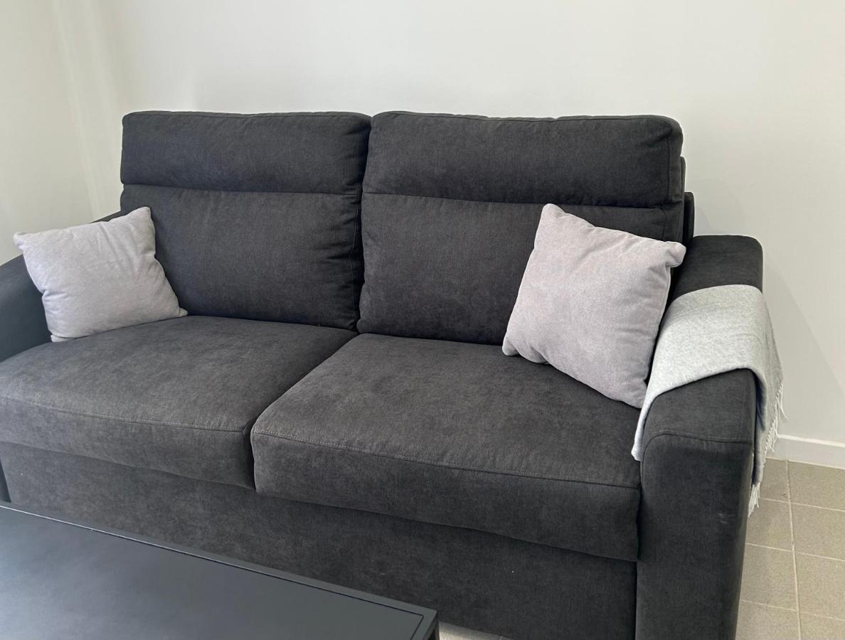 De Standing Apartment